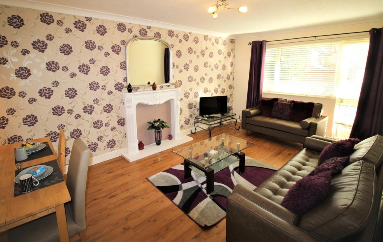 Doncaster - Boswell - Large Balcony Apartment - 2 Double Beds - 2 Bedrooms - Close To Town & Racecourse - Off Street Parking 2 Cars - Fast Wifi Luaran gambar